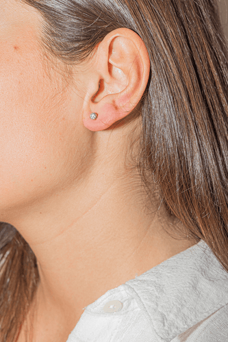 Boucles d'oreilles Boucles d'oreilles Puces Or blanc Diamant 58 Facettes 3148550CN