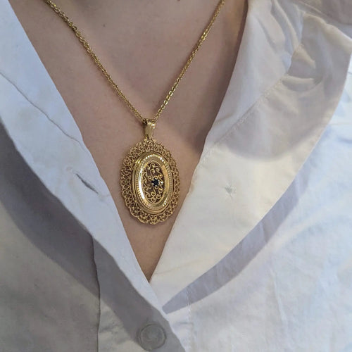 Pendentif Pendentif en or jaune 18 carats et pierre bleue 58 Facettes 32068