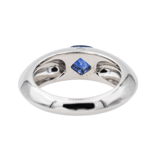 Bague 51 Piaget - Bague en or blanc avec saphir ovale et diamant 58 Facettes 3230367CN