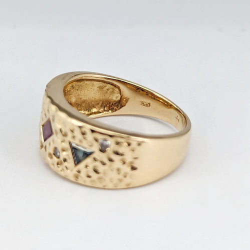 Bague 52.5 Bague Art déco en or jaune 18 carats avec rubis, émeraude, saphir et diamants 58 Facettes 32597