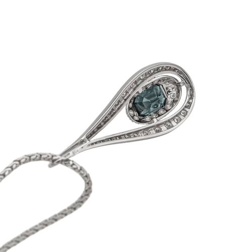 Collier Collier pendentif en or blanc 18 carats saphir et diamants 58 Facettes 3263778CN
