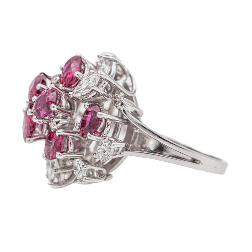 Bague 52 Bague fleur en or blanc 18 carats rubis et diamants 58 Facettes 3263779CN