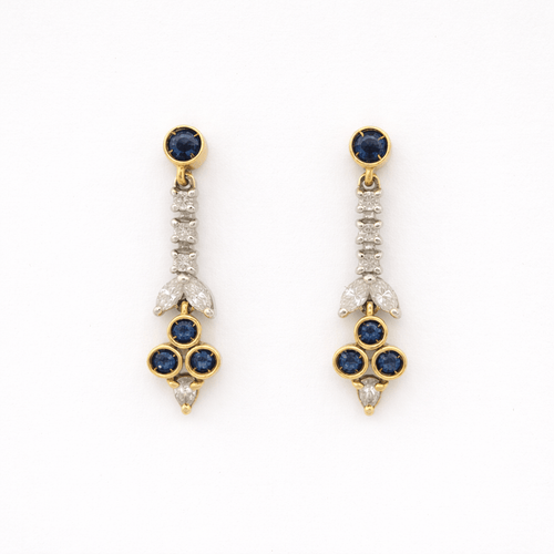 Boucles d'oreilles Boucles d'oreilles pendantes en or jaune et blanc 18 carats, diamants et saphirs 58 Facettes 32644
