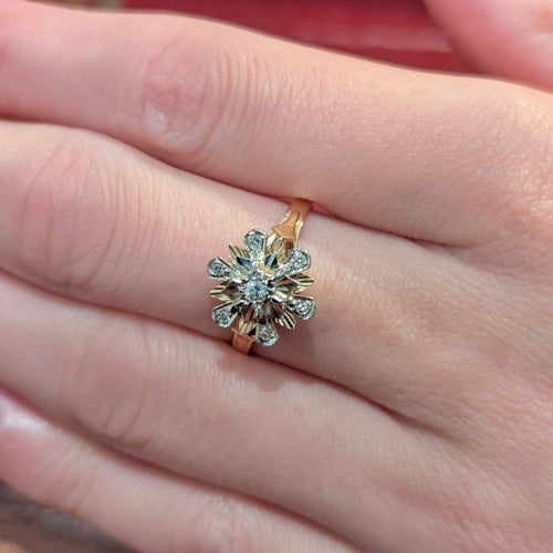 Bague 56 Bague fleur Art déco en or jaune 18 carats et diamants 58 Facettes 32701