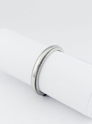 Bague 59 Tiffany & Co Together - Alliance millegrains en platine 58 Facettes 33379