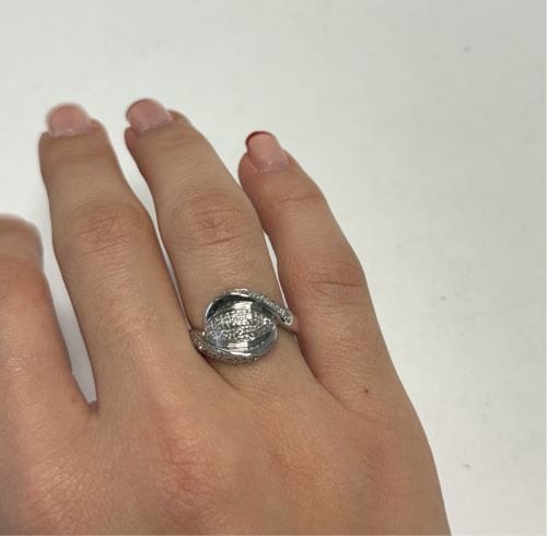 Bague Yukiko - Bague bandeau en or blanc 18 carats et diamants 58 Facettes 33708