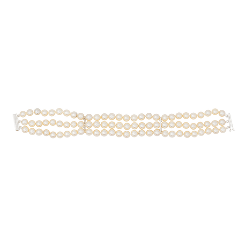 Bracelet Bracelet trois rangs de perles de culture en or blanc 18 carats, saphirs 58 Facettes 3376723CN