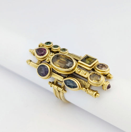 Bague 53 Bague architecturale en or jaune 18 carats et pierres fines 58 Facettes 34550