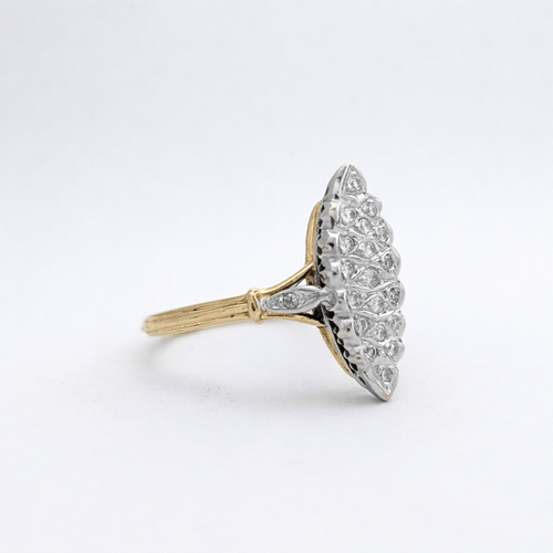 Bague 54 Bague marquise pavée de diamants en or jaune et or blanc 18 carats 58 Facettes 34598