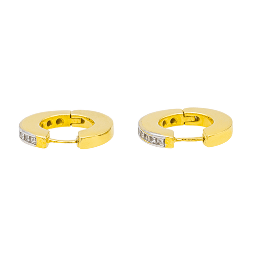 Boucles d'oreilles Boucles d’oreilles créoles en or jaune et blanc 18 carats, diamants 58 Facettes 3491264RV