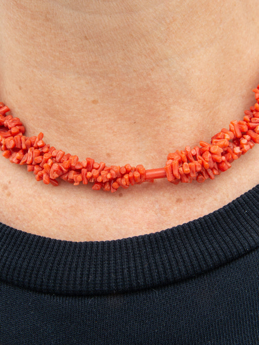 Collier Collier en Corail, Fermoir Or Jaune 58 Facettes DV0032-46