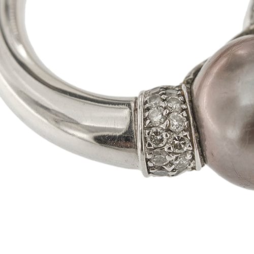 Bague Bague en or blanc 18 carats avec perle de Tahiti et diamants 58 Facettes 34976