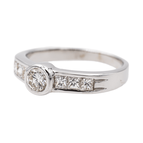 Bague 57 Bague solitaire en or blanc 18 carats et diamants 58 Facettes 3505424CN