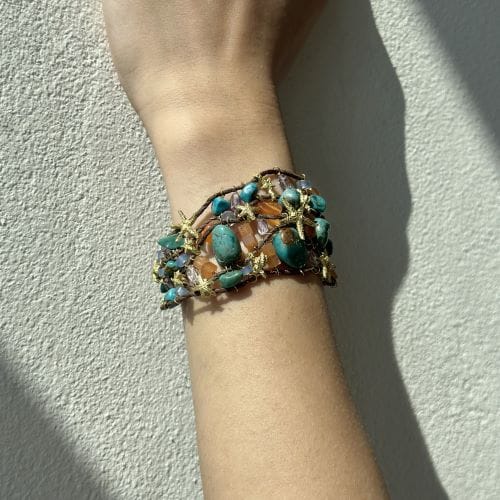 Bracelet Bracelet multifils en or jaune 18 ct avec turquoise, améthyste et cornaline 58 Facettes 35278