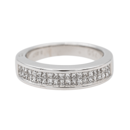 Bague 49 Bague en or blanc 18 carats sertie de diamants taille princesse 58 Facettes 3557066CN
