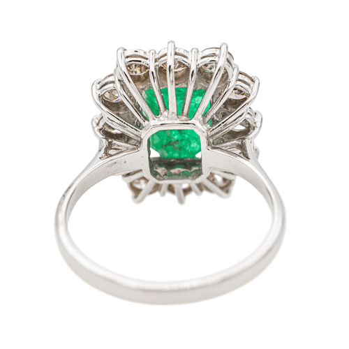 Bague 53 Bague en or blanc 18 carats avec émeraude et diamants 58 Facettes 3565535CN