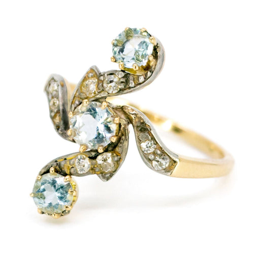 Bague 57 Bague aigues-marines et diamants en or 18 carats 58 Facettes 00F6F0D5618D4B5596B0CE29921A388A