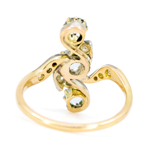 Bague 57 Bague aigues-marines et diamants en or 18 carats 58 Facettes 00F6F0D5618D4B5596B0CE29921A388A