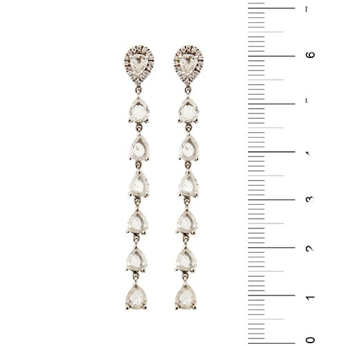 Boucles d'oreilles Boucles d’oreilles pendantes en or blanc 18 ct et diamants 2,76 ct 58 Facettes 36383