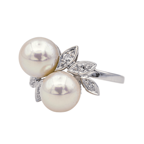 Bague 48 Bague en or blanc 18 carats avec perles et diamants 58 Facettes 3746805CN