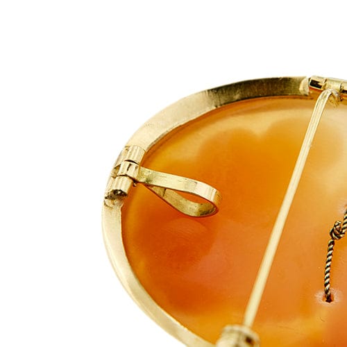 Pendentif Broche pendentif camée ovale en or jaune 18 ct 58 Facettes 37486