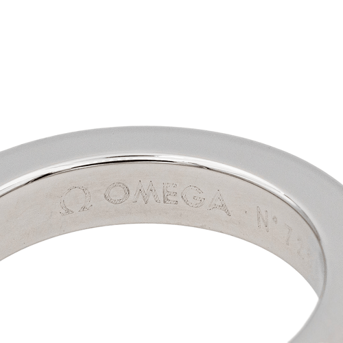 Bague 53 Omega Ruban Confort - Bague alliance en or blanc avec diamant 58 Facettes 3754386CN