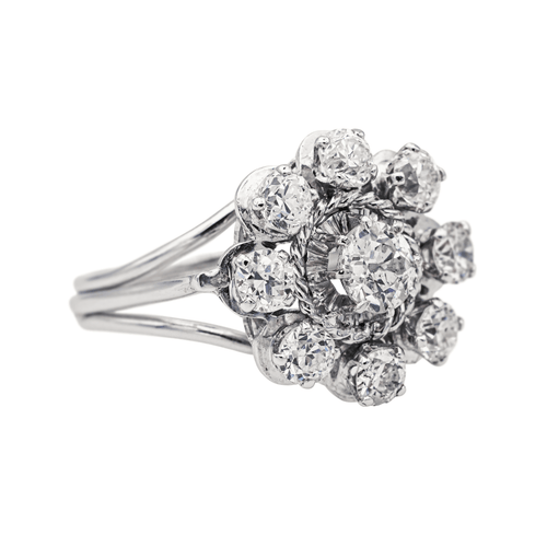 Bague 53.5 Bague marguerite en or blanc 18 carats et diamants 58 Facettes 3819025CN