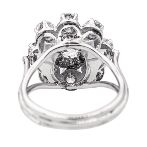 Bague 53.5 Bague marguerite en or blanc 18 carats et diamants 58 Facettes 3819025CN
