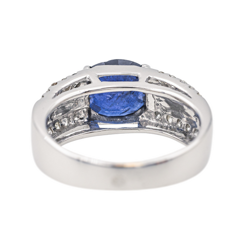 Bague 50 Bague en or blanc 18 carats saphir ovale et diamants 58 Facettes 4049091CN