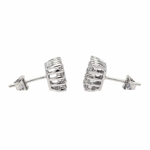 Boucles d'oreilles Boucles d’oreilles puces en or blanc 18 carats et diamants 58 Facettes 4061321CN