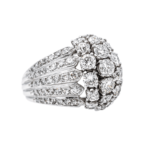 Bague 51 Bague cocktail en or blanc 18 carats pavée de diamants 58 Facettes 4061324CN