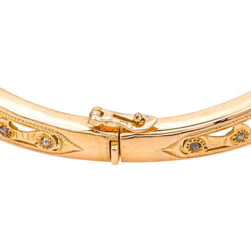Bracelet Bracelet manchette en or rose 18 carats, émail, émeraudes et diamants 58 Facettes 4073051CN