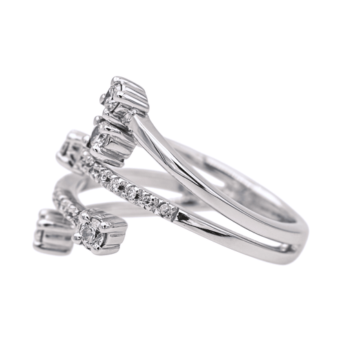 Bague 55 Bague pavée en or blanc 18 carats et diamants 58 Facettes 4086039CN