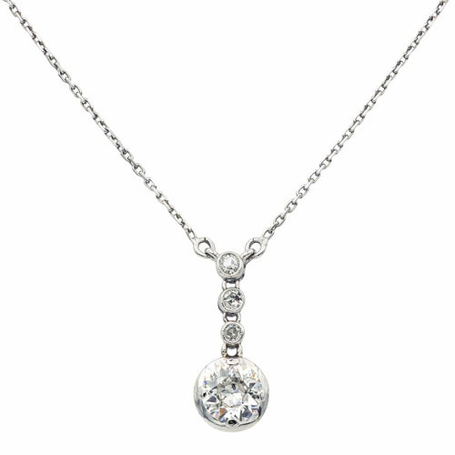 Collier Collier avec pendentif en or blanc 18 carats et diamants 58 Facettes 4199346CN