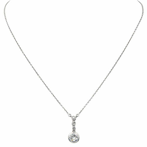 Collier Collier avec pendentif en or blanc 18 carats et diamants 58 Facettes 4199346CN