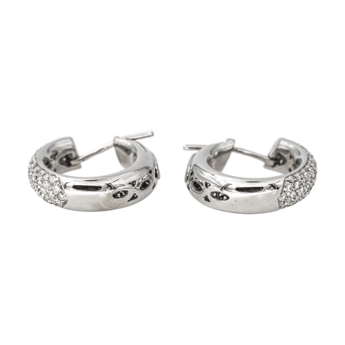 Boucles d'oreilles Boucles d'oreilles créoles en or blanc 18 carats et diamants 58 Facettes 4268398RV