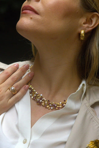 Collier Collier motifs floraux en or jaune 18 carats, rubis et diamants 58 Facettes 4314013CN