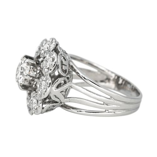 Bague 53 Bague marguerite sertie de diamants en or blanc et platine 58 Facettes 4328900CN