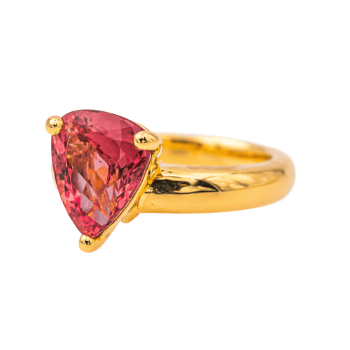 Bague 49 Bague en or jaune 18 carats sertie d’une tourmaline poire 58 Facettes 4377138RV