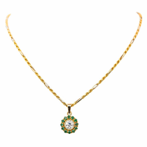 Collier Collier pendentif en or jaune 18 carats, diamant et émeraudes 58 Facettes 4387217CN