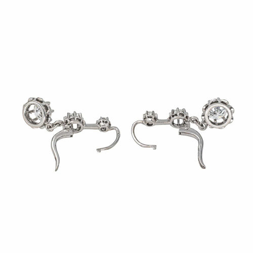 Boucles d'oreilles Boucles d'oreilles dormeuses en or blanc 18K et diamants 58 Facettes 4387236CN