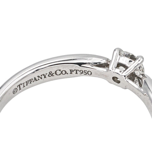 Bague 51 Tiffany & Co Harmony - Bague solitaire en platine et diamant 58 Facettes 4443916RV