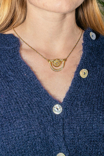 Collier Collier - Pendentif transformable en broche en or jaune 18 carats et diamants 58 Facettes 4462736CN