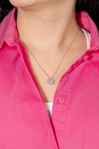 Collier Collier pendentif en or blanc 18 carats et diamants 58 Facettes 4520965RV