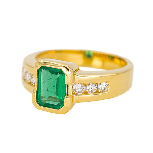 Bague 53 Bague en or jaune 18 carats avec émeraude et diamants 58 Facettes 4599349RV