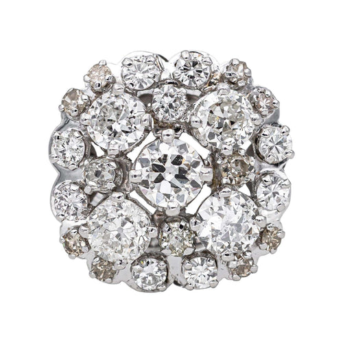 Bague 52 Bague cocktail en or blanc 18 carats et platine avec diamants 58 Facettes 4776443CN