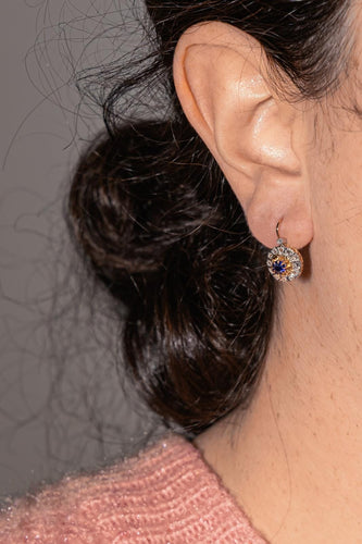 Boucles d'oreilles Boucles d’oreilles dormeuses saphirs et diamants en or rose, or jaune et platine 58 Facettes 4801530CN