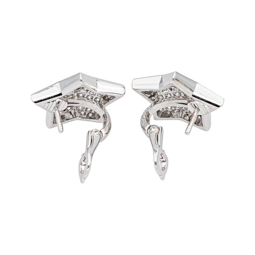 Boucles d'oreilles Fred Lucifer - Boucles d’oreilles dormeuses en or blanc et diamants 58 Facettes 4804960CN