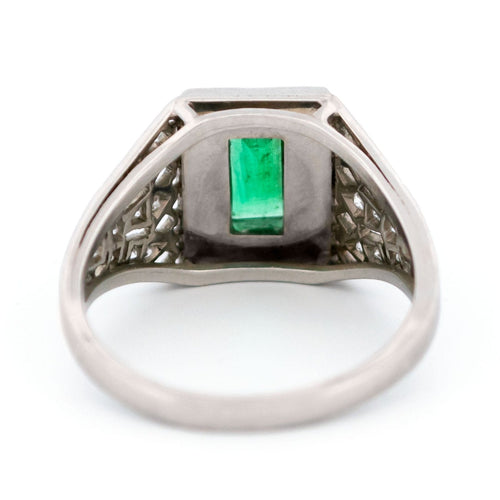 Bague 56 Bague en platine avec émeraude, onyx et diamants 58 Facettes 4E1AB52DC0A34BB8AF034567CE1842E0