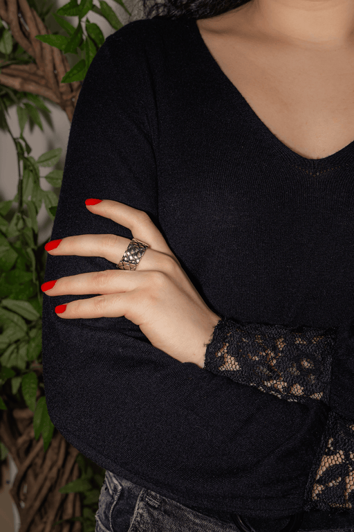 Bague 64 Chanel Bague Bandeau Matelassée Or blanc 58 Facettes 4942441CN